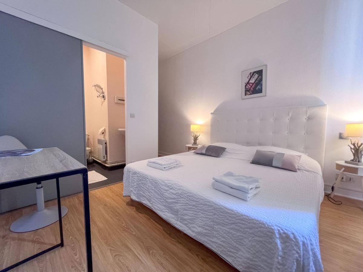 Le B Bed & Breakfast Belves Ngoại thất bức ảnh