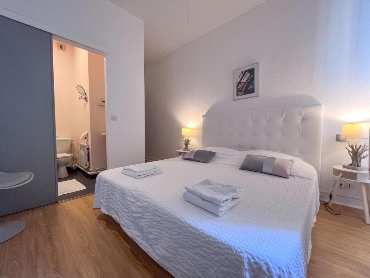 Le B Bed & Breakfast Belves Ngoại thất bức ảnh